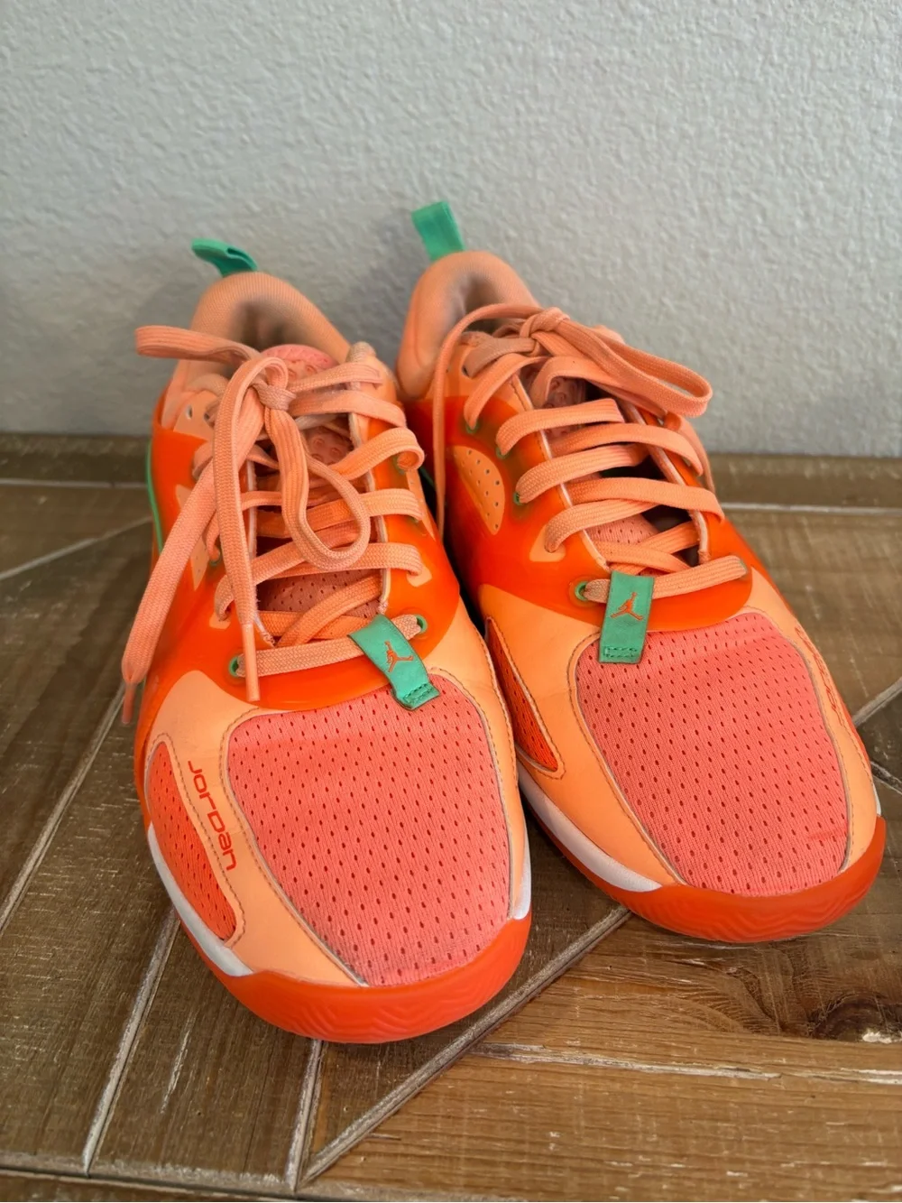 Nike Air Jordan Heir 'Peach Jam' Basketball Shoes. Size 8 Men 9.5 Women